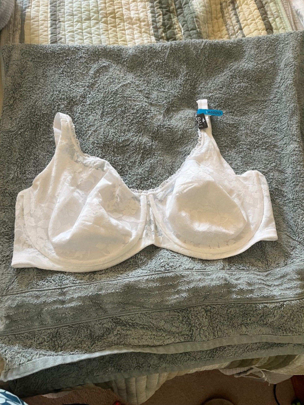 Bali Passion for Comfort Smooth Lace Underwire Bra  DF6590, 40DDD